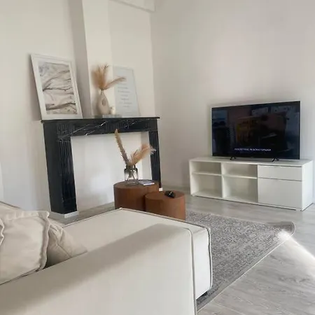 Beautiful Central Beach In Juan Les Pins Apartment Antibes